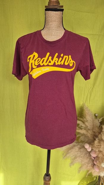 T-shirt Redskins bordeaux logo jaune  – 100 % coton