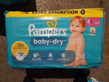 Pampers taille 4+