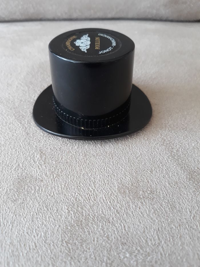 Faby27800 Bouchon de champagne Jonot-Marchwicki - Pouillon en forme de chapeau haut de forme - photo numéro 2