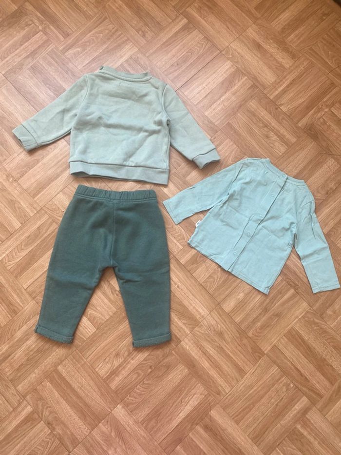Ensemble 3 pièces t-shirt + sweat + pantalon vert taille 12 mois Kiabi - photo numéro 5