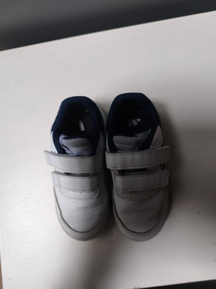 Adidas taille 26 - photo numéro 2