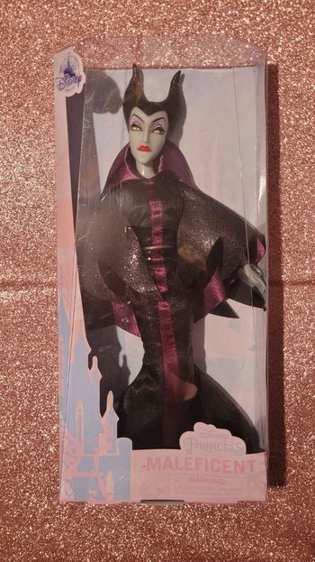 Poupée Maléfique disneyland neuve