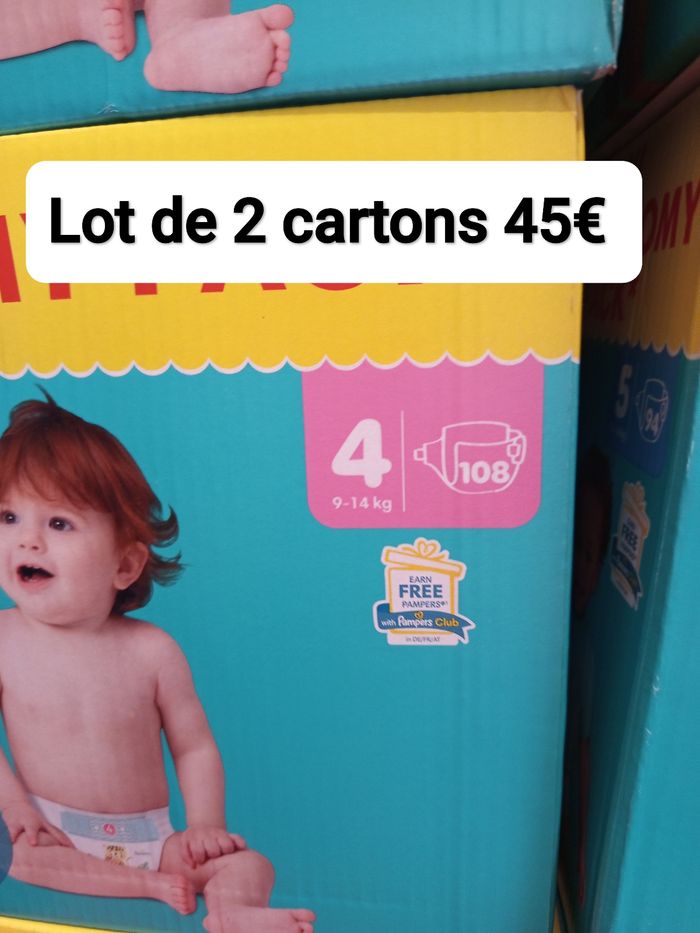 Lot de 2 Grands cartons pampers Taille 4 - photo numéro 2