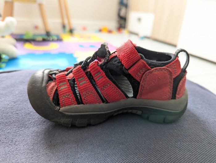 Sandales Keen Newport H2 – Pointure 25/26 – Randonnée et draisienne – Très bon état - photo numéro 6