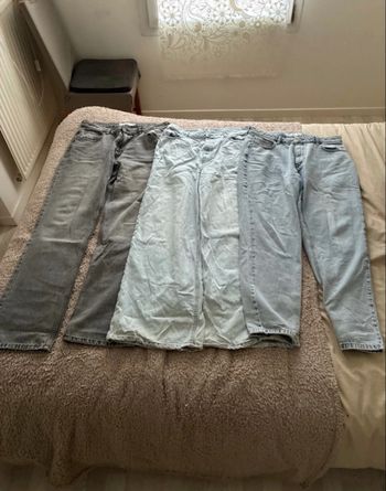 Lot 3 jeans 