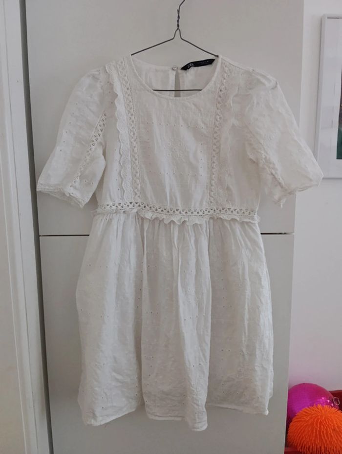 Robe tunique blanche Zara dentelle et broderie anglaise taille s - photo numéro 5