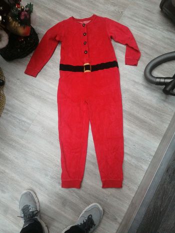 Combinaison / sur pyjama père Noël 7/8A