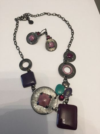 Parure collier et boucles oreilles Nikita