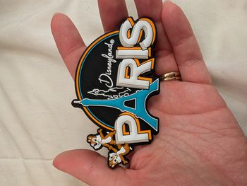 Magnet neuf Disneyland paris tic et tac