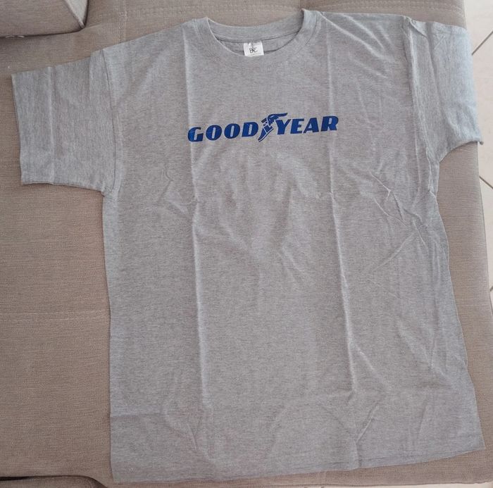 T shirt Goodyear neuf taille L
