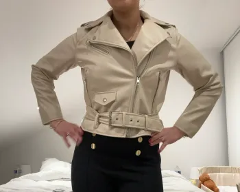 Veste  blazer perfecto femme en cuir zara