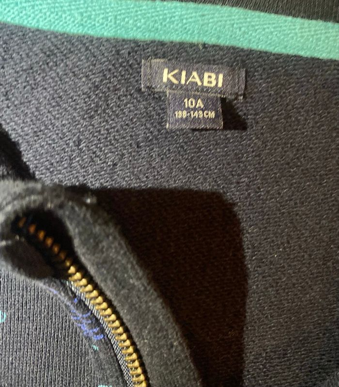 lot de deux hauts garçon taille 10 ans - photo numéro 6