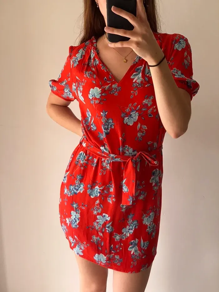 Robe rouge - photo numéro 2