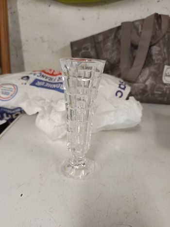 Vase transparent