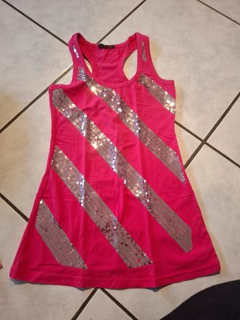 Débardeur rose fushia avec paillettes