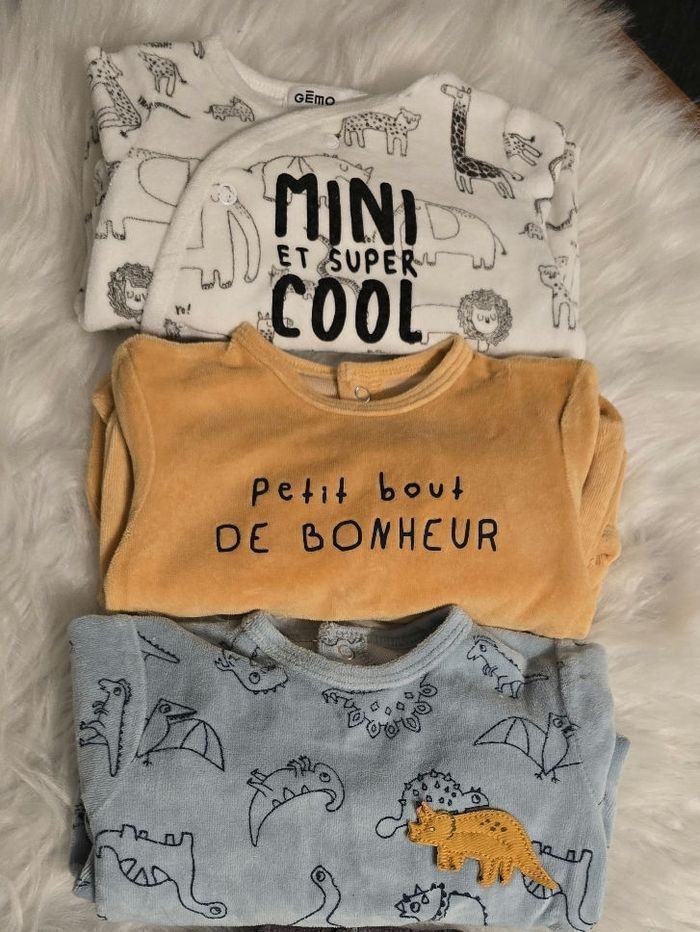 🥰🤩💙💙 superbe Lot pyjamas 3mois garçon 🥰🤩💙💙