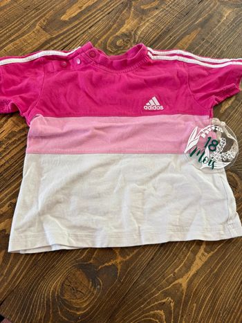 TEE shirt adidas