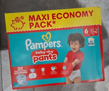 Couches pants pampers taille 6