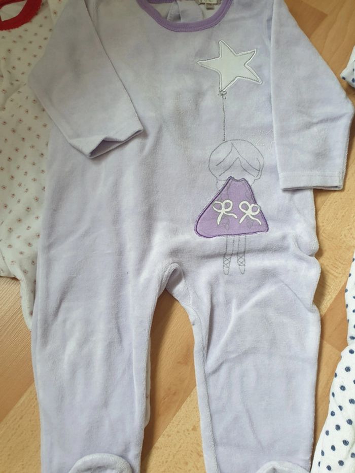 Lot de 3 pyjamas en 12 mois - photo numéro 3