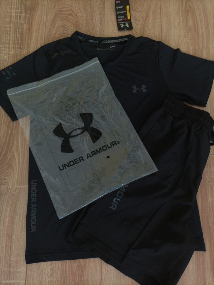 T-shirt et short under armour réfléchissant - photo numéro 2