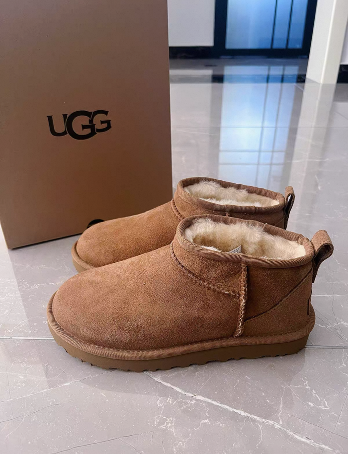 Ugg Classic Ultra Mini Boot taille 38 - photo numéro 5
