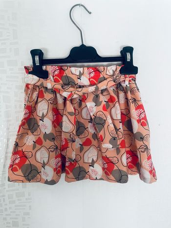 Jupe élégante été taille 3 ans neuve