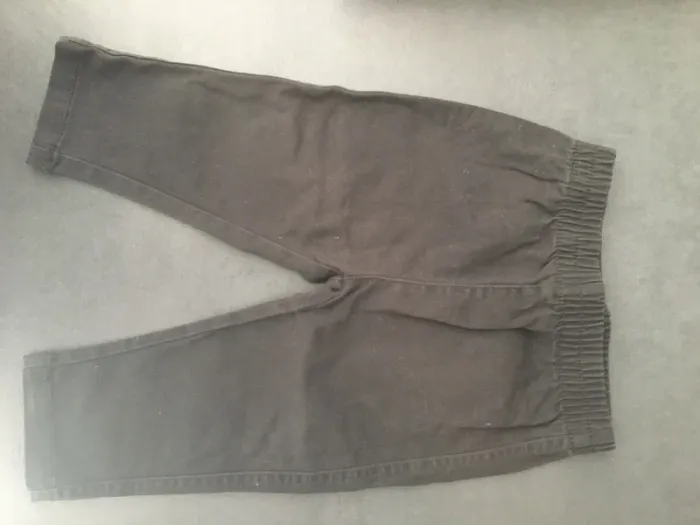 Pantalon noir strech 12 mois