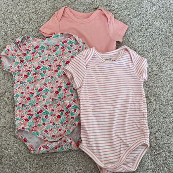 Lot de 3 bodies bebe fille
