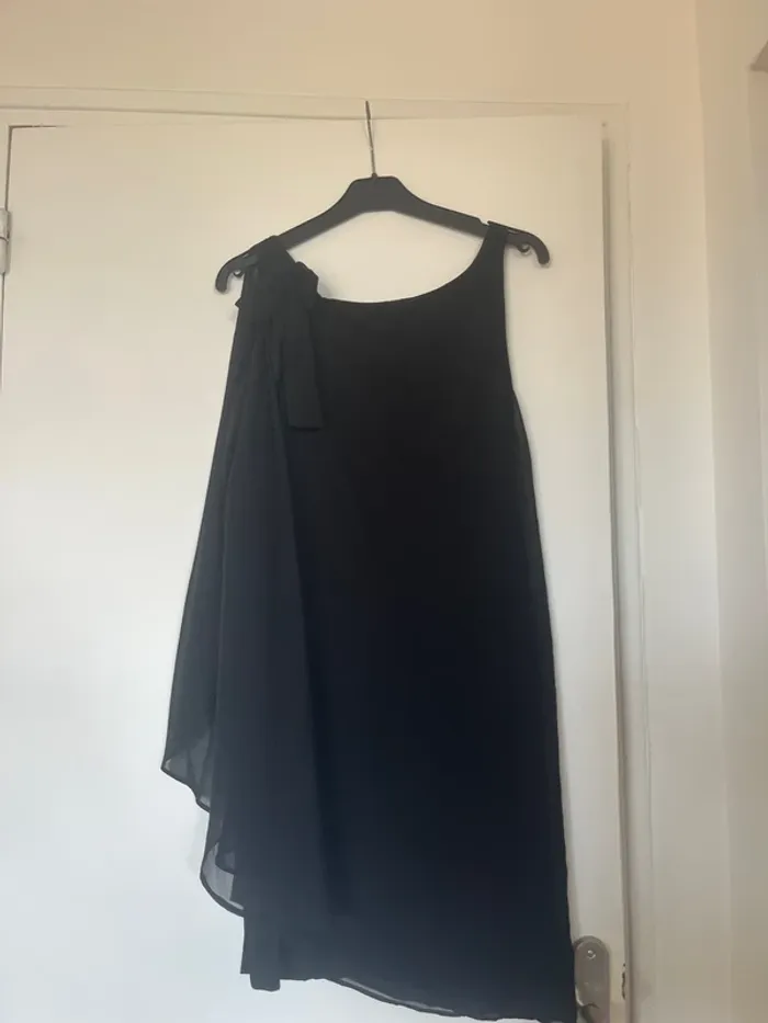 Robe noire Naf Naf