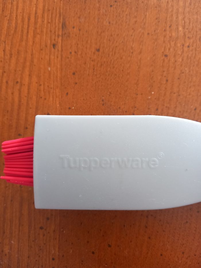 Pinceau tupperware - photo numéro 2