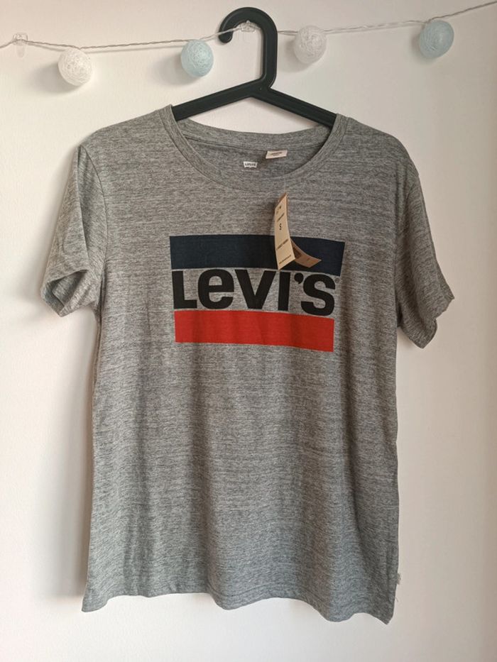 T-Shirt gris chiné Levi's Taille S Neuf avec étiquette - photo numéro 2