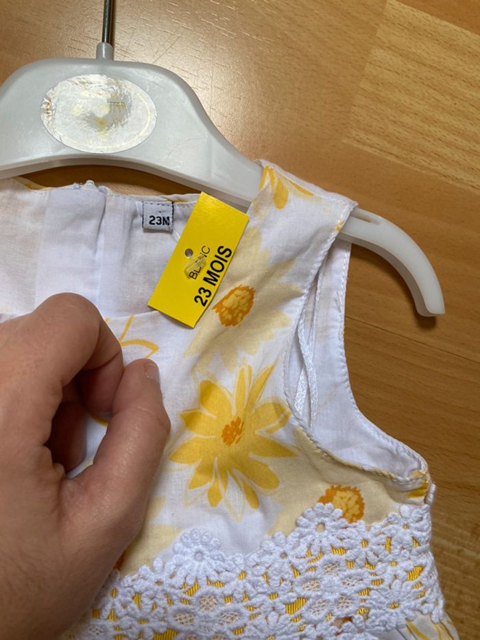 Robe 24 mois - photo numéro 3