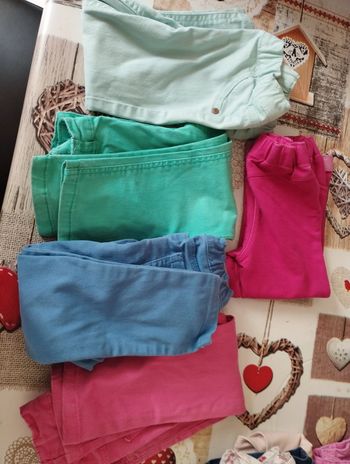 Lots pantalon 1 ans et demi*2 et 24 mois*2