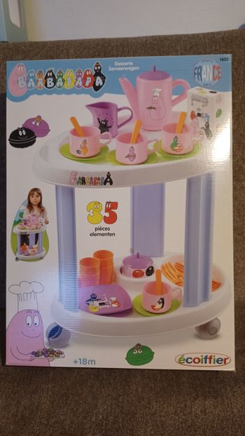 Dinette chariot barbapapa 35 pièces  ecoiffier neuf +18 mois