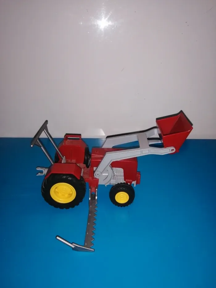 Thème* véhicule / tracteur