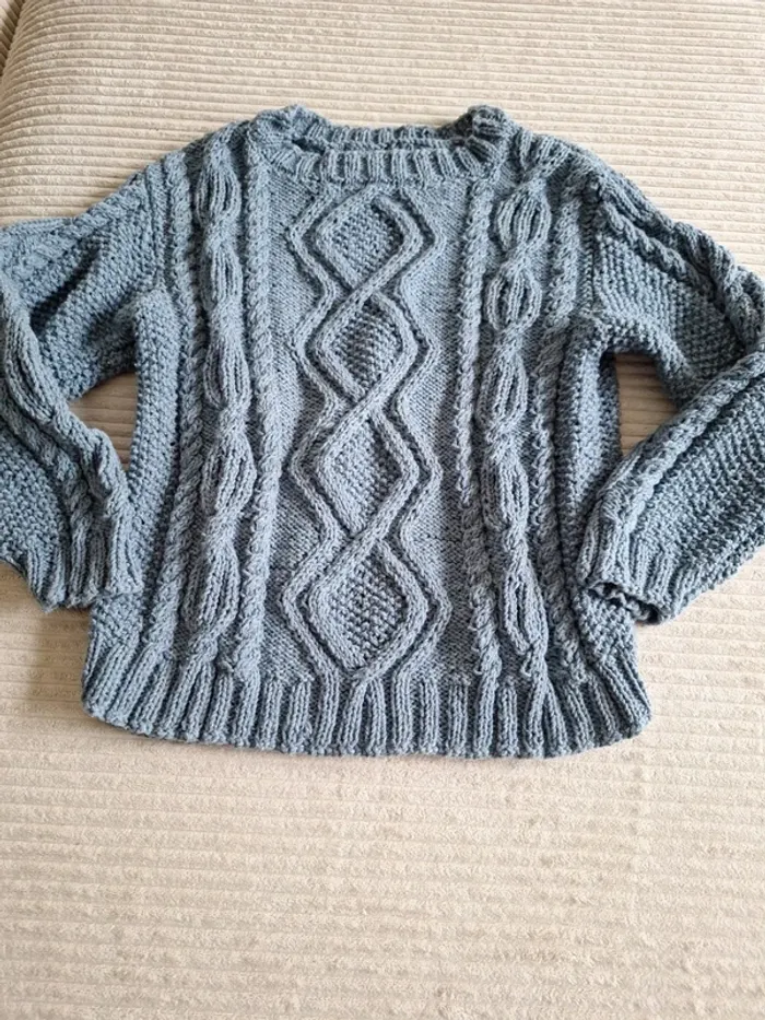 Pull en laine fait main - photo numéro 2