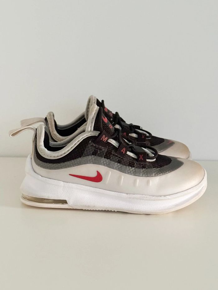 Basket Air Max Nike Taille 22,5