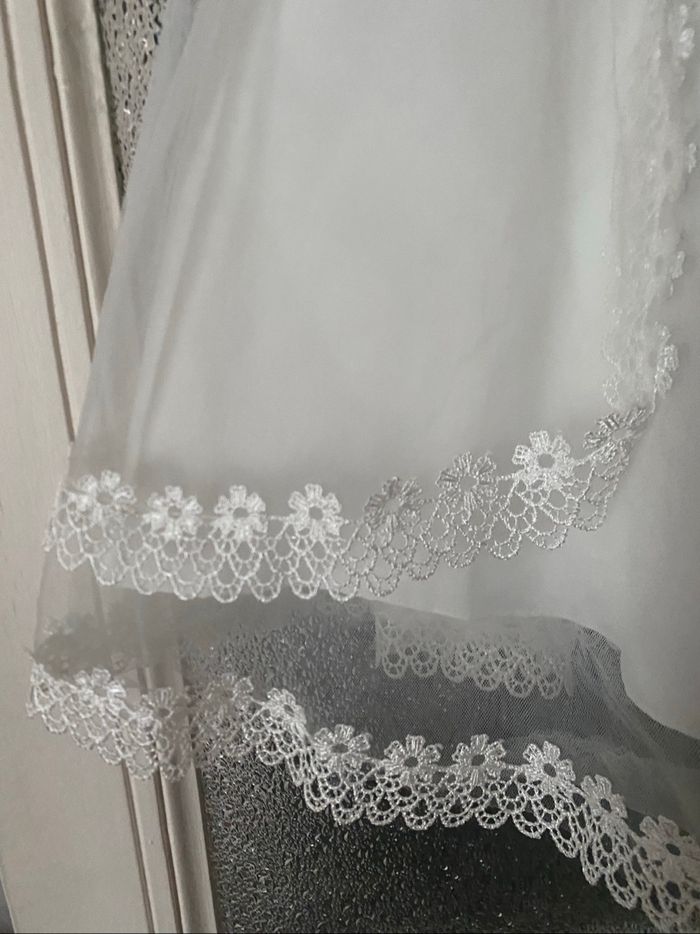 Robe de mariage Cérémonie blanche - photo numéro 3