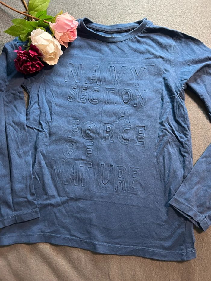 Haut manche longue avec écriture