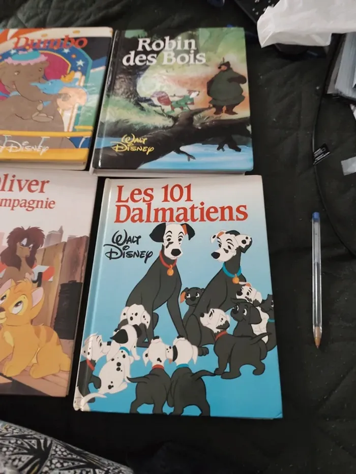 4 livres Disney - photo numéro 3