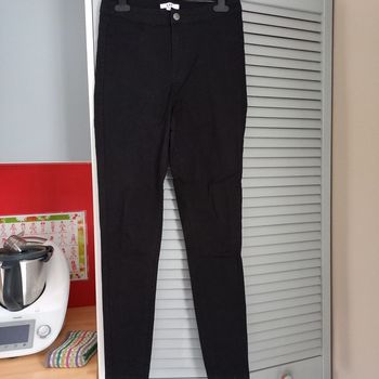 Pantalon noire taille haute