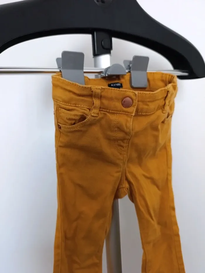 Jeans kiabi jaune moutarde - photo numéro 2