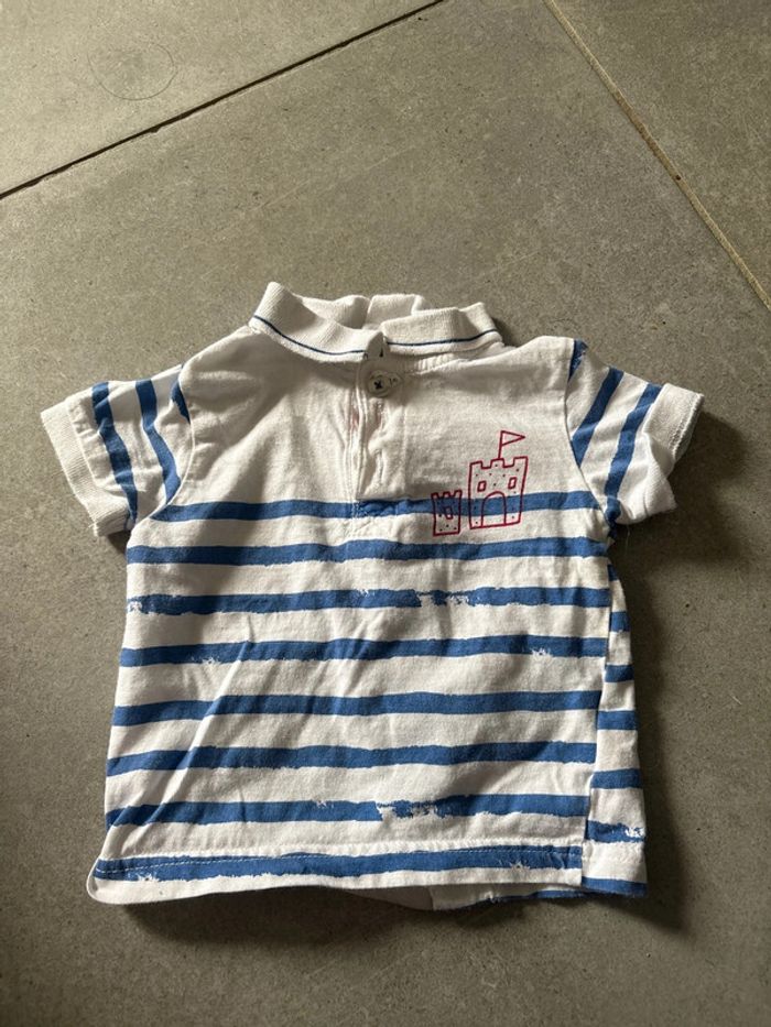 Polo bleu et blanc château