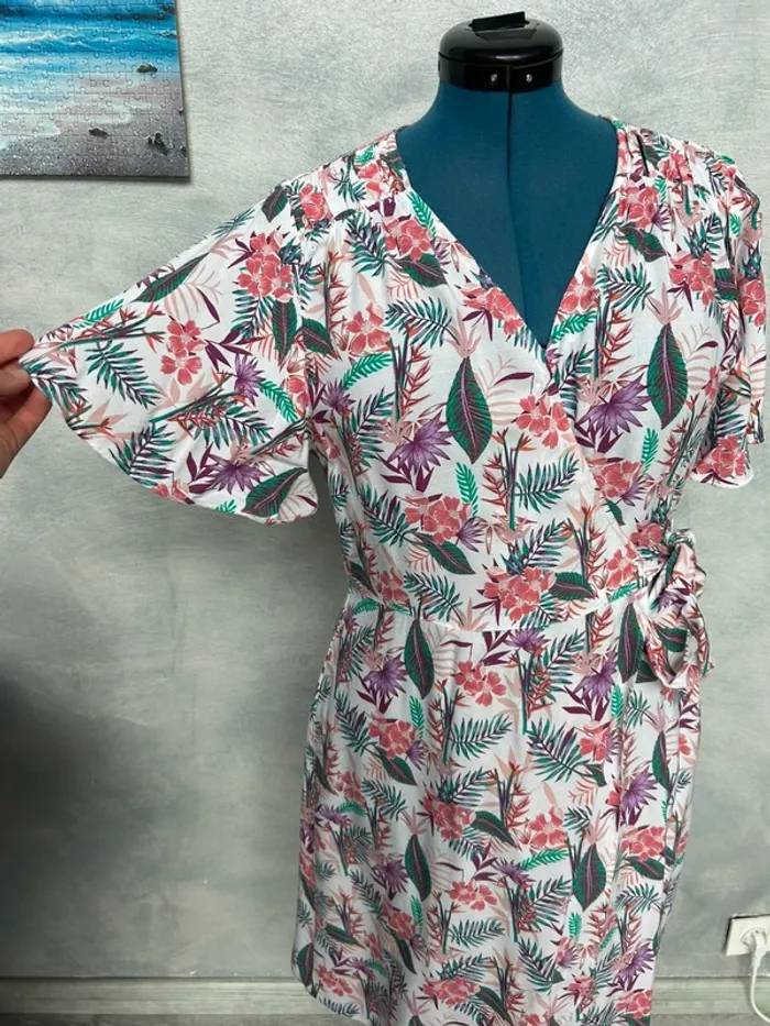Robe portefeuille - photo numéro 4
