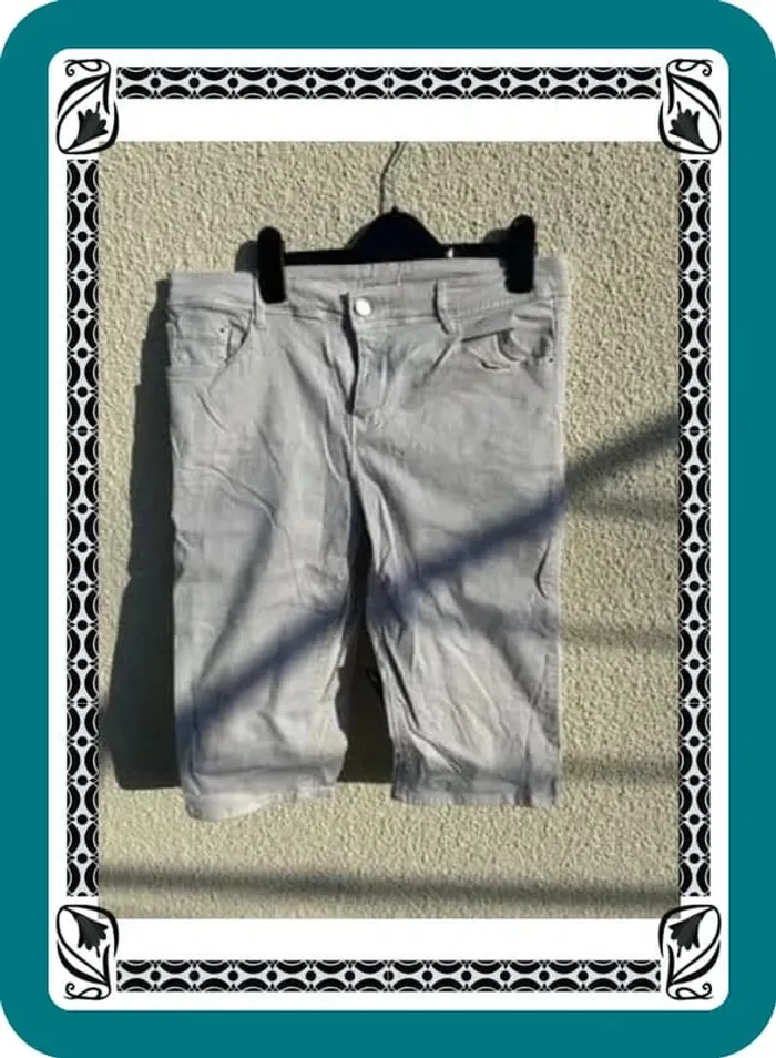 Short blanc