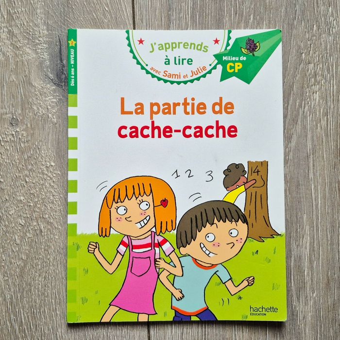 Livre " J'apprends à lire " La partie de cache-cache. Milieu Cp. Edition hachette - photo numéro 1