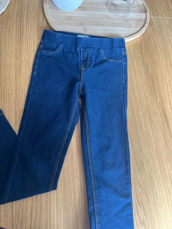 Tregging Kiabi 8 ans - photo numéro 3