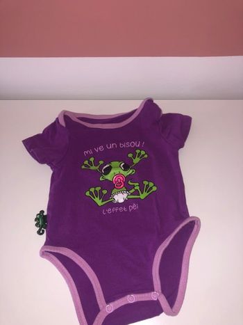 Body 6/9 mois
