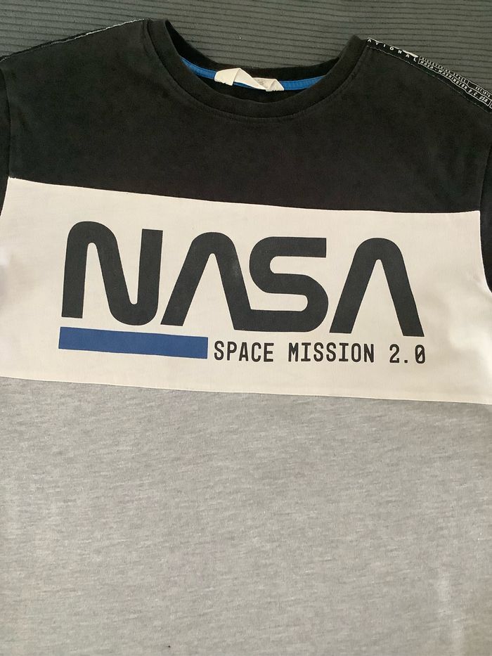 T-shirt NASA 10/12 ans - photo numéro 2
