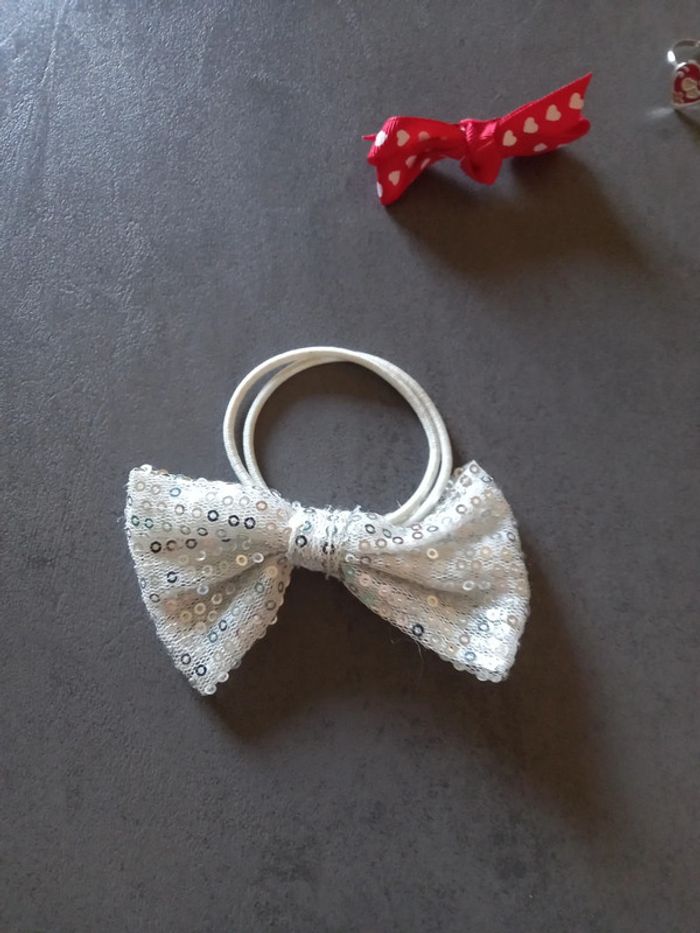 Lot 4. Fille 5 articles - photo numéro 3